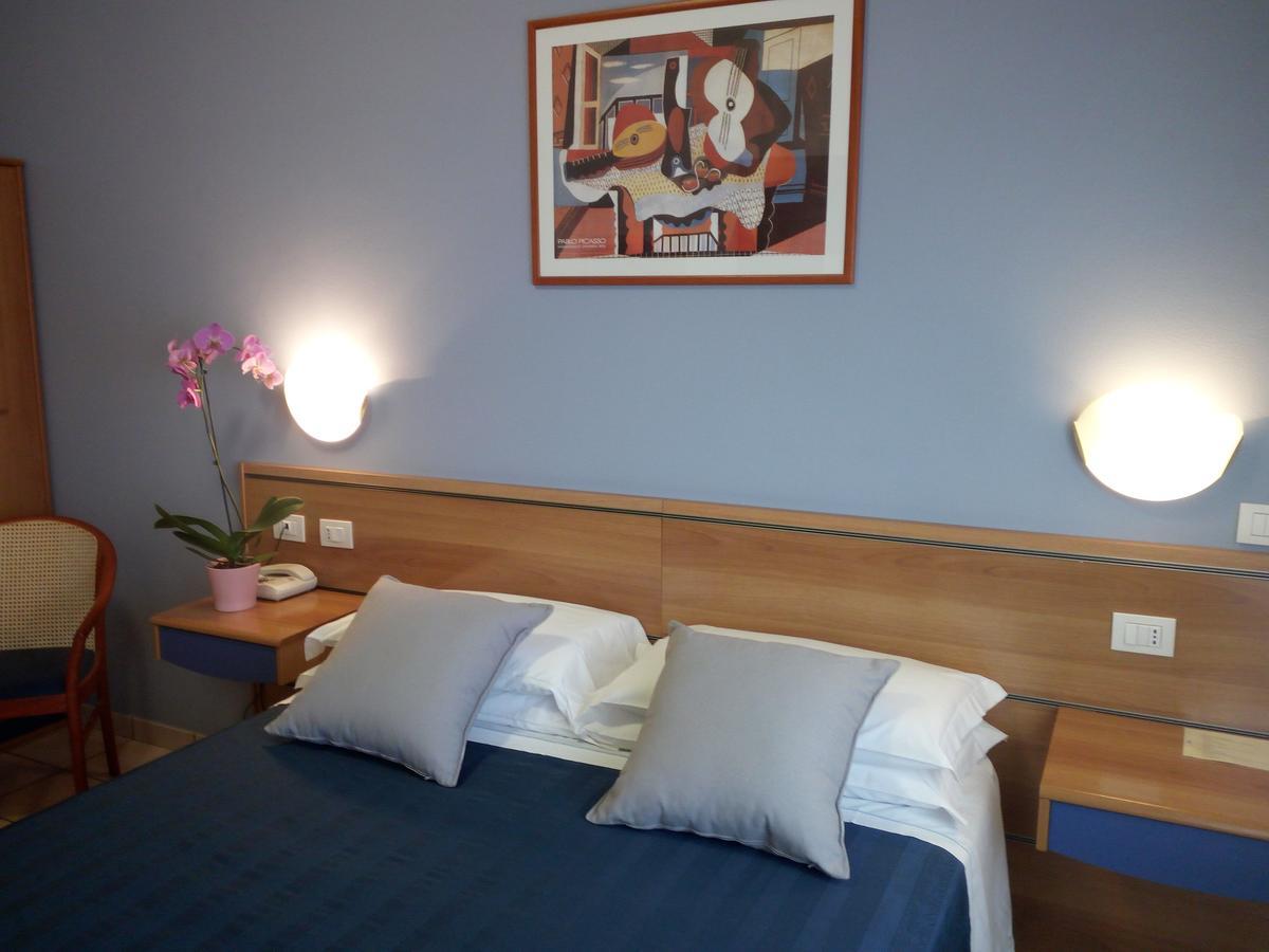 Hotel San Lorenzo Pegognaga Δωμάτιο φωτογραφία