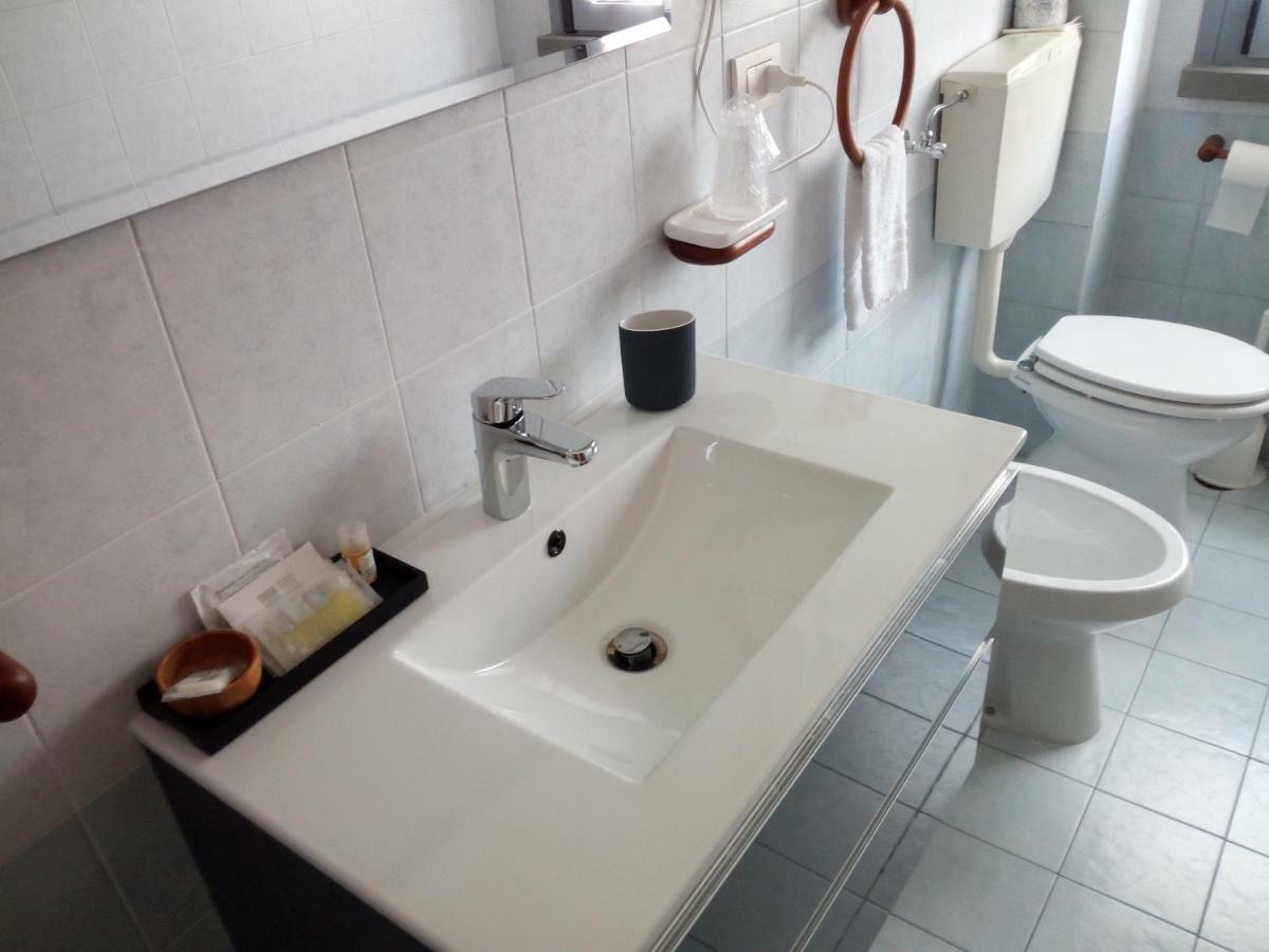 Hotel San Lorenzo Pegognaga Δωμάτιο φωτογραφία